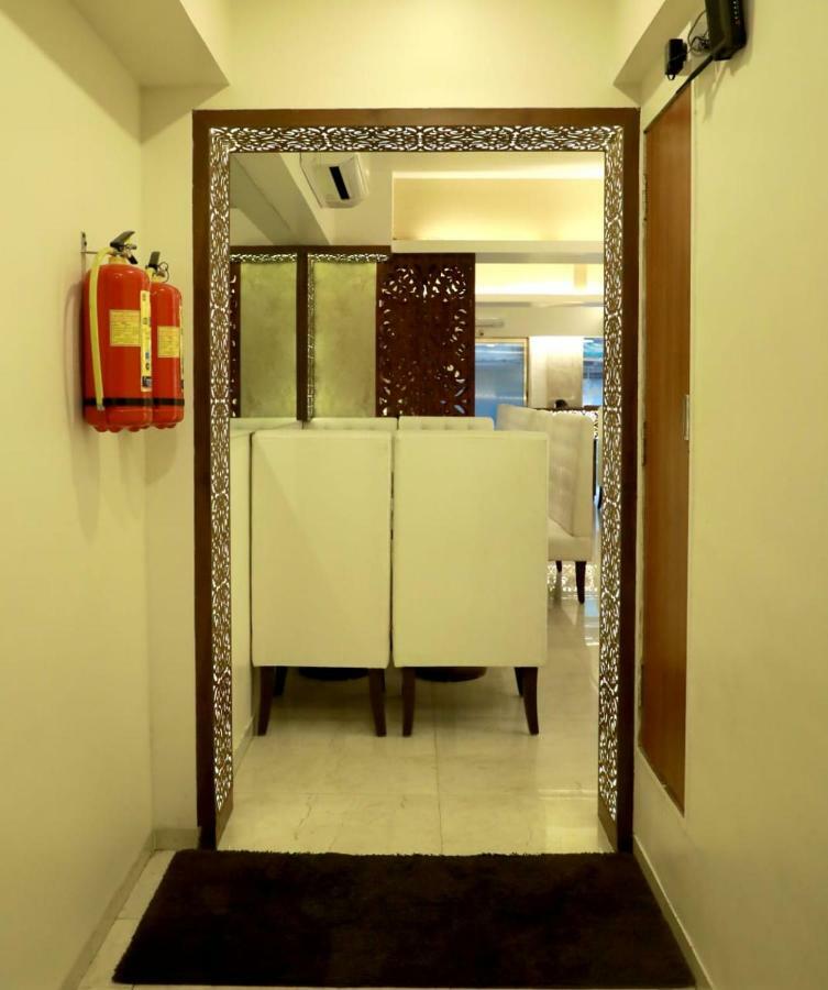 Hotel Lords, Fort Bombay Extérieur photo