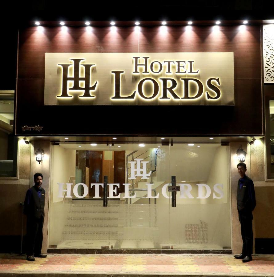 Hotel Lords, Fort Bombay Extérieur photo