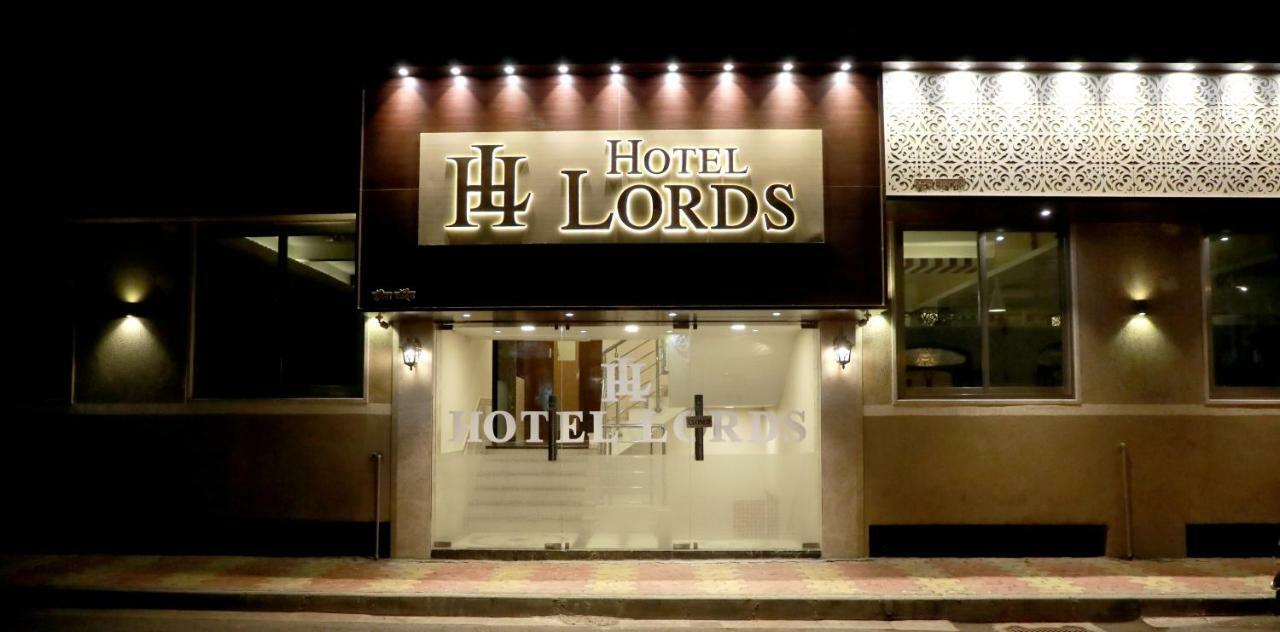 Hotel Lords, Fort Bombay Extérieur photo